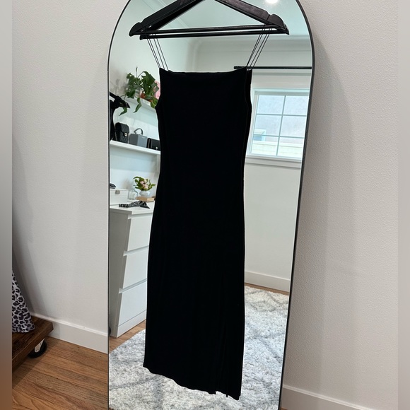 Joah Brown Strappy Slit Dress in Black - Picture 6 of 7